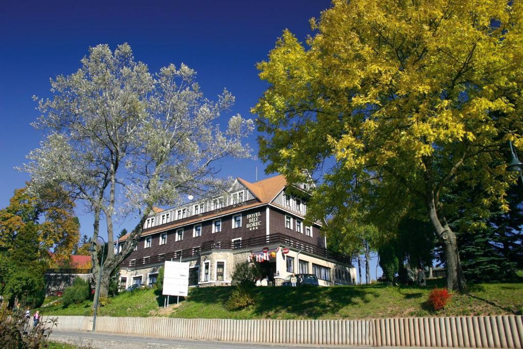 Spa Hotel Bily Horec Harrachov Bagian luar foto