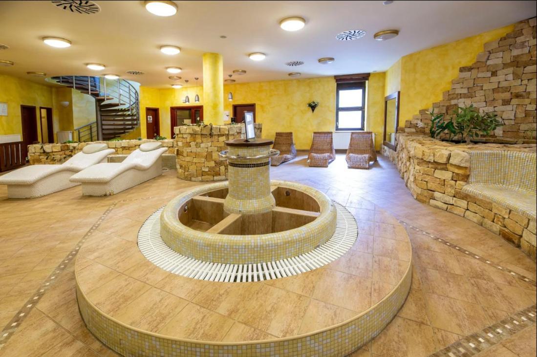 Spa Hotel Bily Horec Harrachov Bagian luar foto