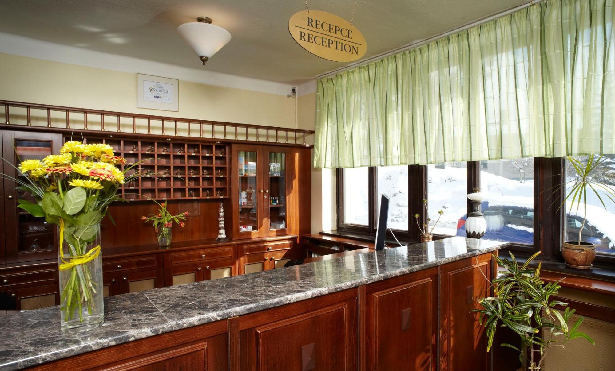 Spa Hotel Bily Horec Harrachov Bagian luar foto